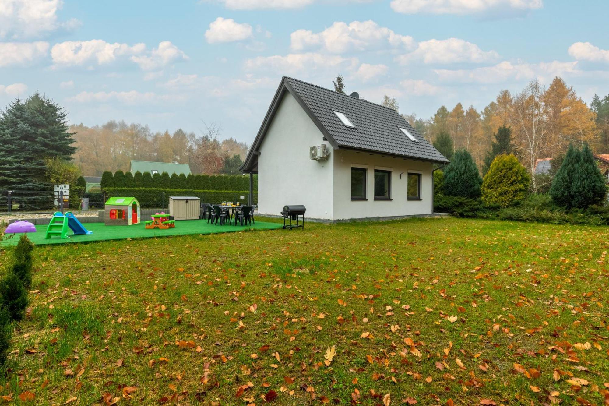 Dom Ostoya Wrzosowo - Ogrod, Plac Zabaw & Klimatyzacja By Noclegi Renters Radawka Eksteriør billede